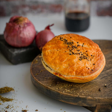 Steak & Cracked Pepper Pie